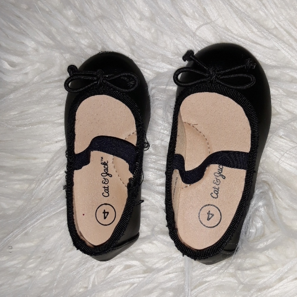 Shoe